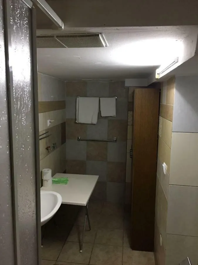 פורץ Apartmani Perla קרואטיה
